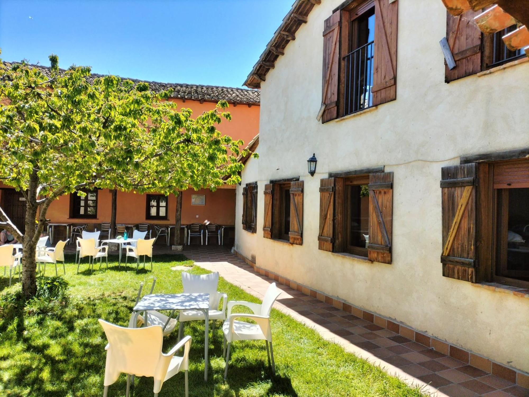 Don Camino Low Cost Villalcázar de Sirga Eksteriør billede